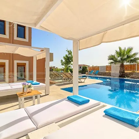 Island Heated Pool