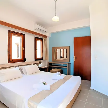 Island Heated Pool Hotel de apartamente Georgioupoli