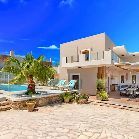 Hotel de apartamente Island Heated Pool 2*